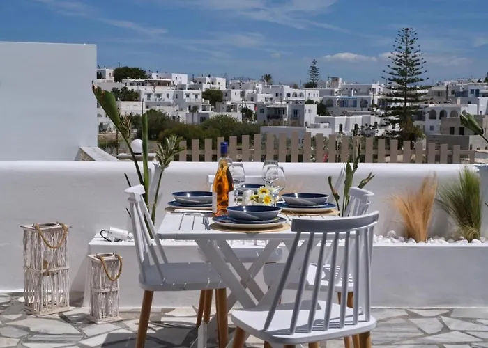 Stratos House * Naousa (Paros)